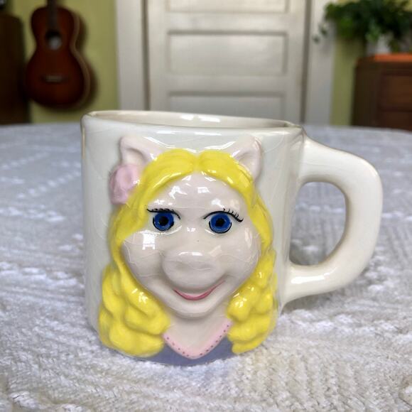 Vintage 70s Miss Piggy 3D Coffee Mug Cup 3" Ceramic Jim Henson Muppets Retro - Picture 1 of 10